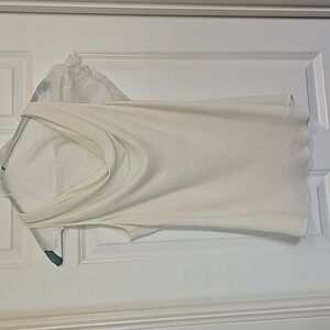 Banana Republic size 0, White Sleeveless Dress Shirt *Like New*